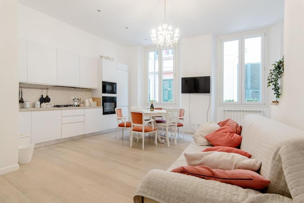 Casa Nel Cuore Della Citta Apartment Rapallo Bagian luar foto